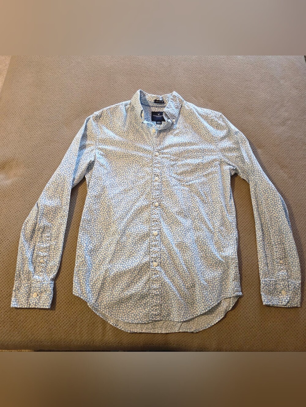 American Eagle Mens Shirt Small Seriously Soft Blue White Floral Microprint Long